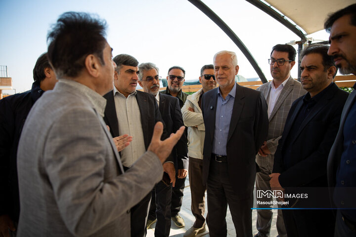 بازدید شهردار اصفهان از پروژه‌های منطقه 15 شهرداری