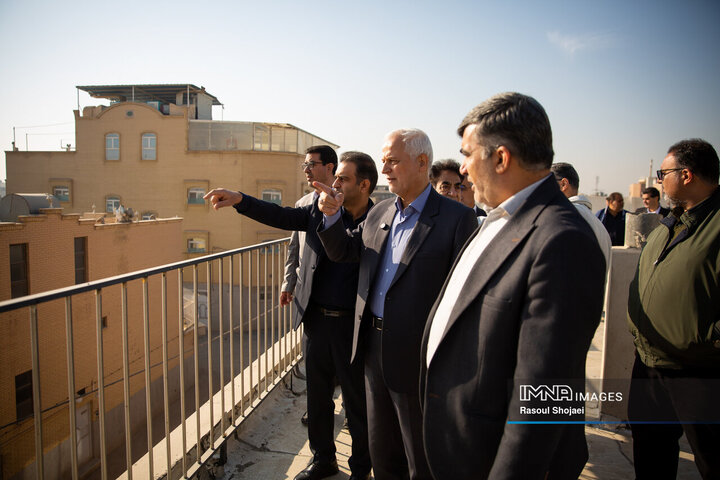 بازدید شهردار اصفهان از پروژه‌های منطقه 15 شهرداری