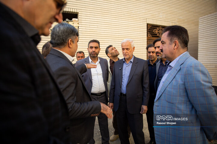 بازدید شهردار اصفهان از پروژه‌های منطقه 15 شهرداری