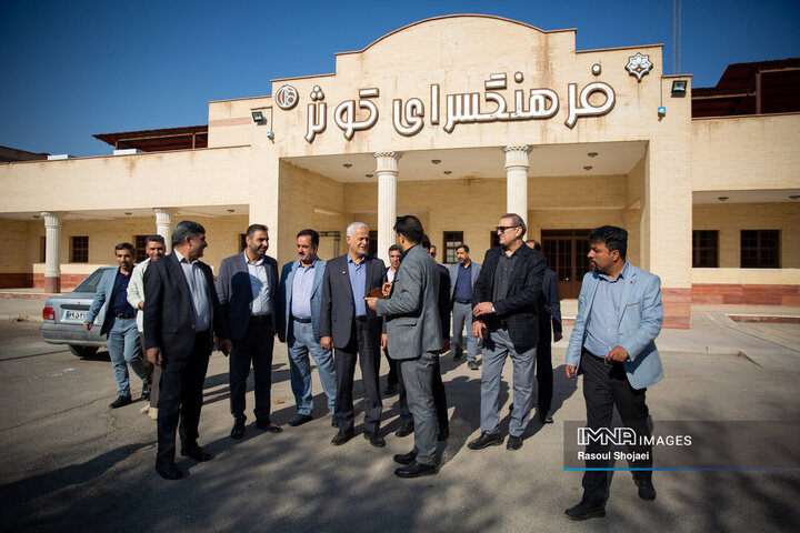 بازدید شهردار اصفهان از پروژه‌های منطقه 15 شهرداری