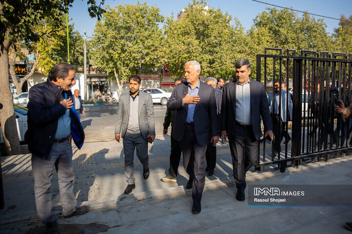 بازدید شهردار اصفهان از پروژه‌های منطقه 15 شهرداری