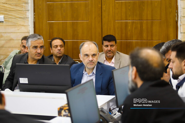 نشست هماهنگی ستادهای بحران مناطق و سازمان‌های شهرداری اصفهان