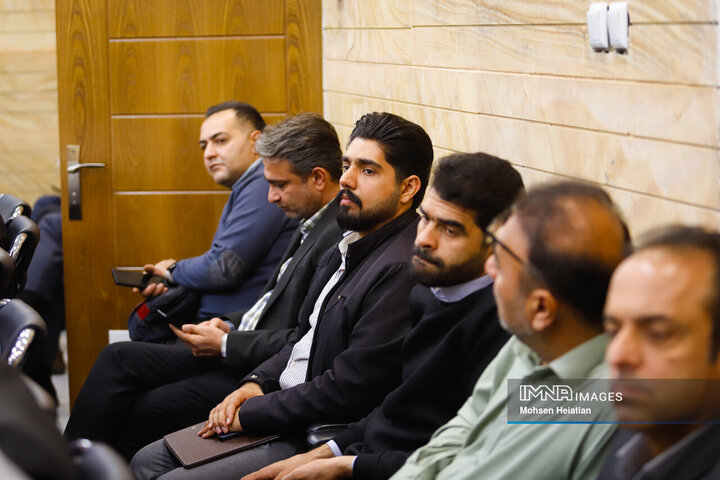 نشست هماهنگی ستادهای بحران مناطق و سازمان‌های شهرداری اصفهان