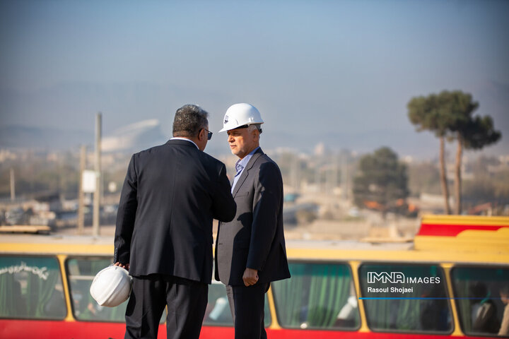 بازدید شهردار اصفهان از پروژه پل‌ها و تقاطع‌های غیرهمسطح شهید فخری‌زاده