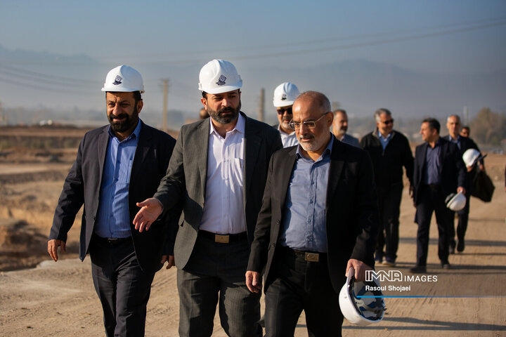 بازدید شهردار اصفهان از پروژه پل‌ها و تقاطع‌های غیرهمسطح شهید فخری‌زاده