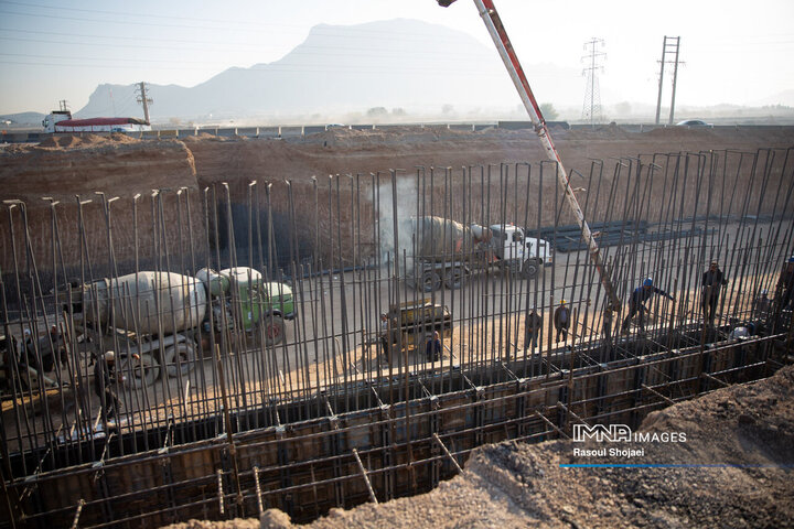 بازدید شهردار اصفهان از پروژه پل‌ها و تقاطع‌های غیرهمسطح شهید فخری‌زاده