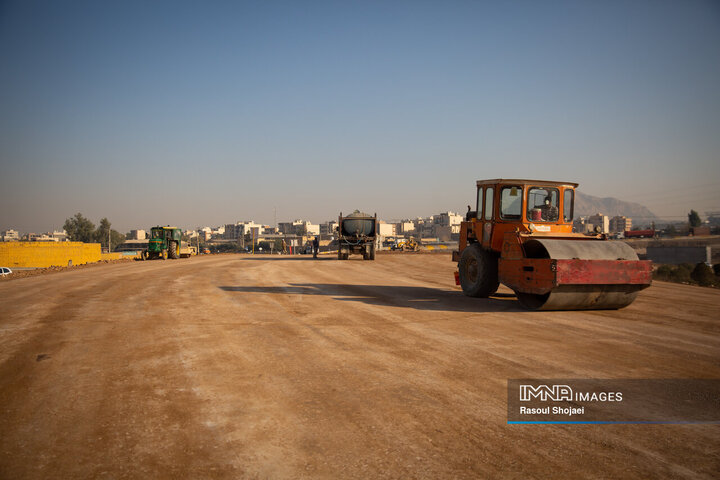 بازدید شهردار اصفهان از پروژه پل‌ها و تقاطع‌های غیرهمسطح شهید فخری‌زاده