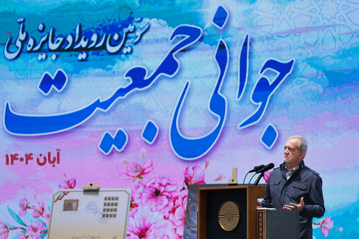 داشتن زندگی آسان و اثرگذار در گرو کنار گذاشتن تشریفات و تجملات است