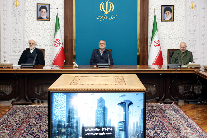 نشست فعالان اقتصاد دیجیتال با سران قوای سه‌گانه