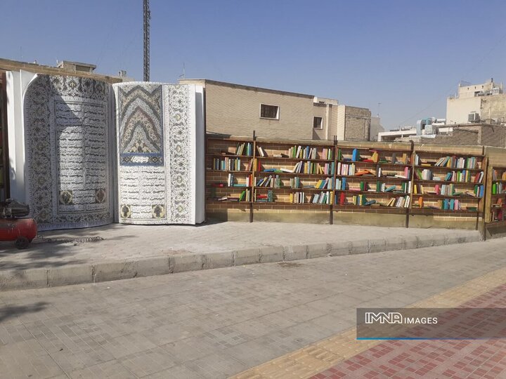 نماد «کتاب و کتابخوانی» چهارراه وکلا بازسازی و رونمایی شد + فیلم