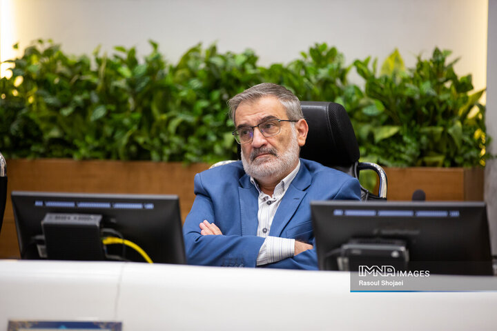 تصمیم‌گیری درباره عوارضی که مردم پرداخت می‌کنند، دقیق و قانونی باشد