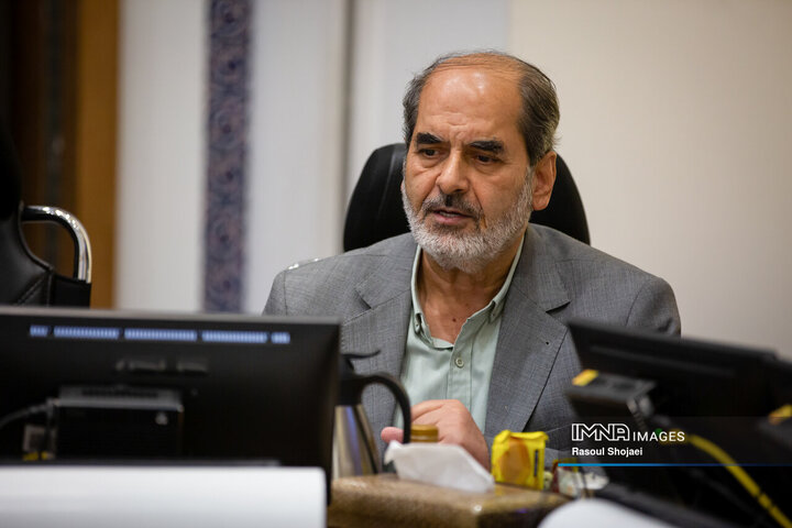 استاد بدرالسماء: خلق آثار مرتبط با حماسه ۲۵ آبان را یک توفیق الهی می‌دانم