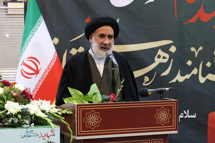 هدایت ملت ایران توسط رهبر انقلاب، الگویی برای ملت‌های مظلوم جهان است