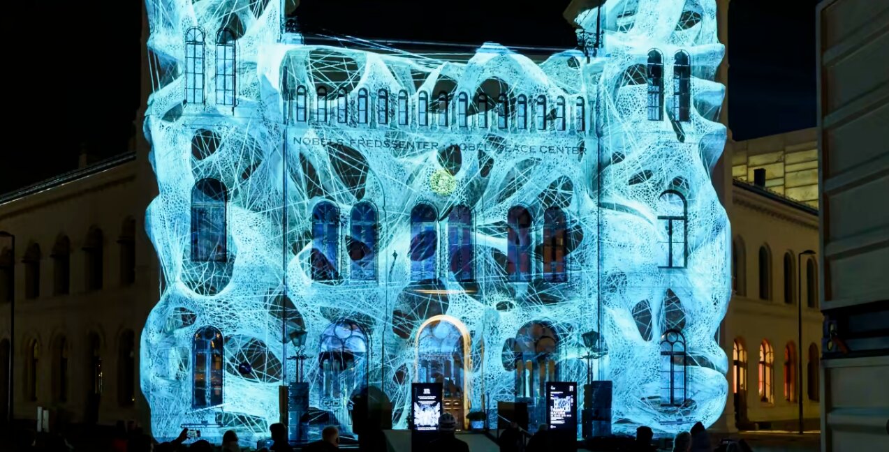 رمز و راز جالب شهرهای سرد برای شادی در فضاهای عمومی