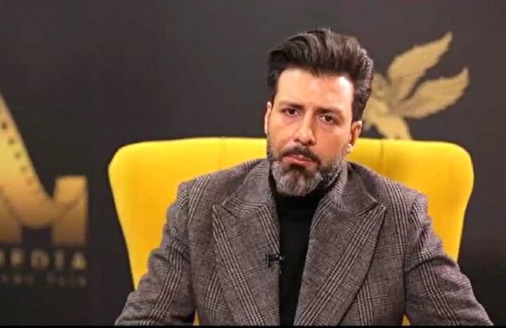 این نبرد میان فرشتگان میناب و شیاطین اپستین است