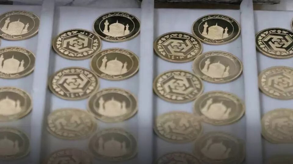 روند صعودی قیمت دلار، طلا و سکه در ایران | دلایل جهش اخیر و آینده بازار