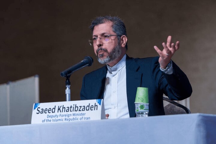 ایران هدف آسانی نیست/ برنامه هسته‌ای صلح‌آمیز ایران تعطیل ناپذیر است