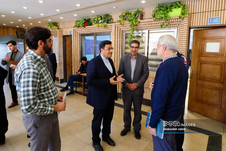 بازتجربه یک روز تحصیل والدین در مدرسه