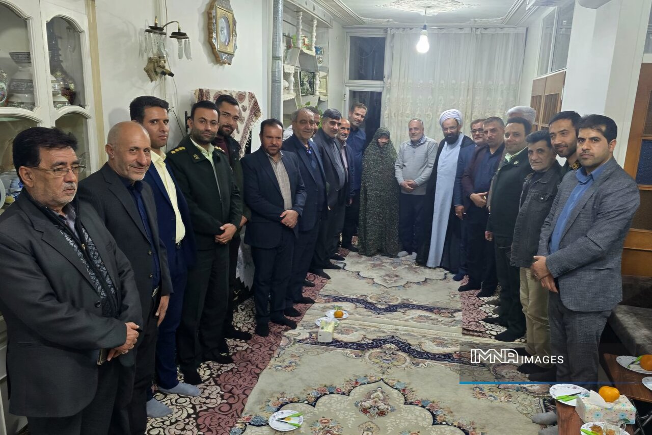 قدردانی از خانواده معظم شهدا مسئولیتی فراتر از مناسبت‌ها است