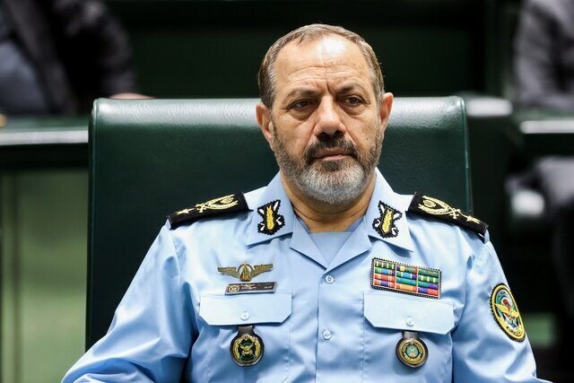 ورود وزارت دفاع به قطعهسازی خودرو تولید ECU، باتری و ترمز در حال انجام است