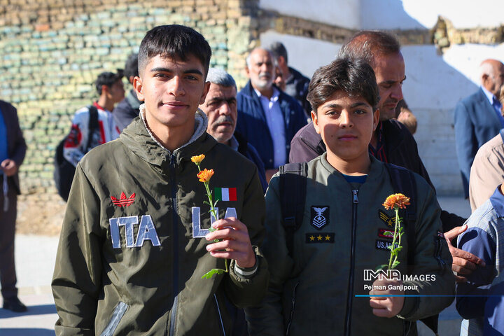 کاروان اهالی بهشت در نجف‌آباد، زرین‌شهر، تیران و کرون