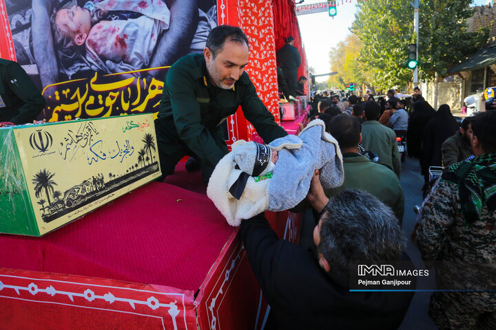 کاروان اهالی بهشت در نجف‌آباد، زرین‌شهر، تیران و کرون