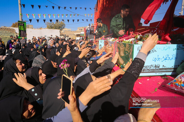 کاروان اهالی بهشت در نجف‌آباد، زرین‌شهر، تیران و کرون
