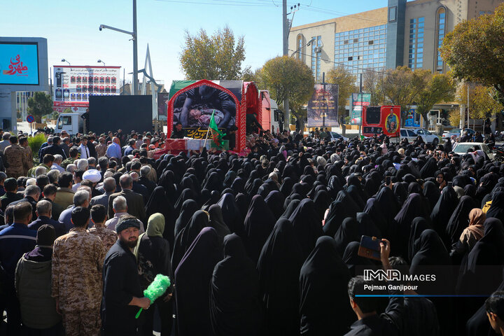 کاروان اهالی بهشت در نجف‌آباد، زرین‌شهر، تیران و کرون