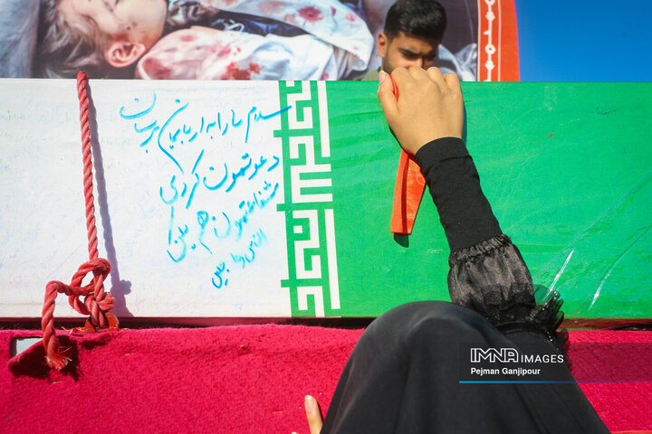 کاروان اهالی بهشت در نجف‌آباد، زرین‌شهر، تیران و کرون