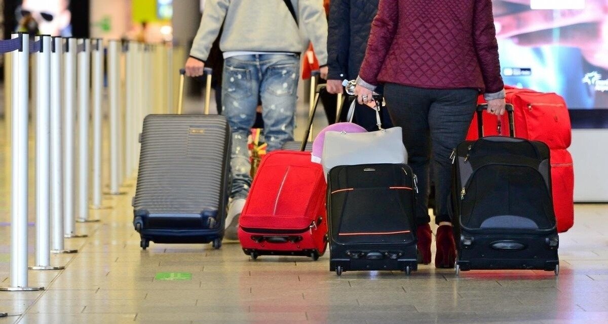 عوارض خروج از کشور