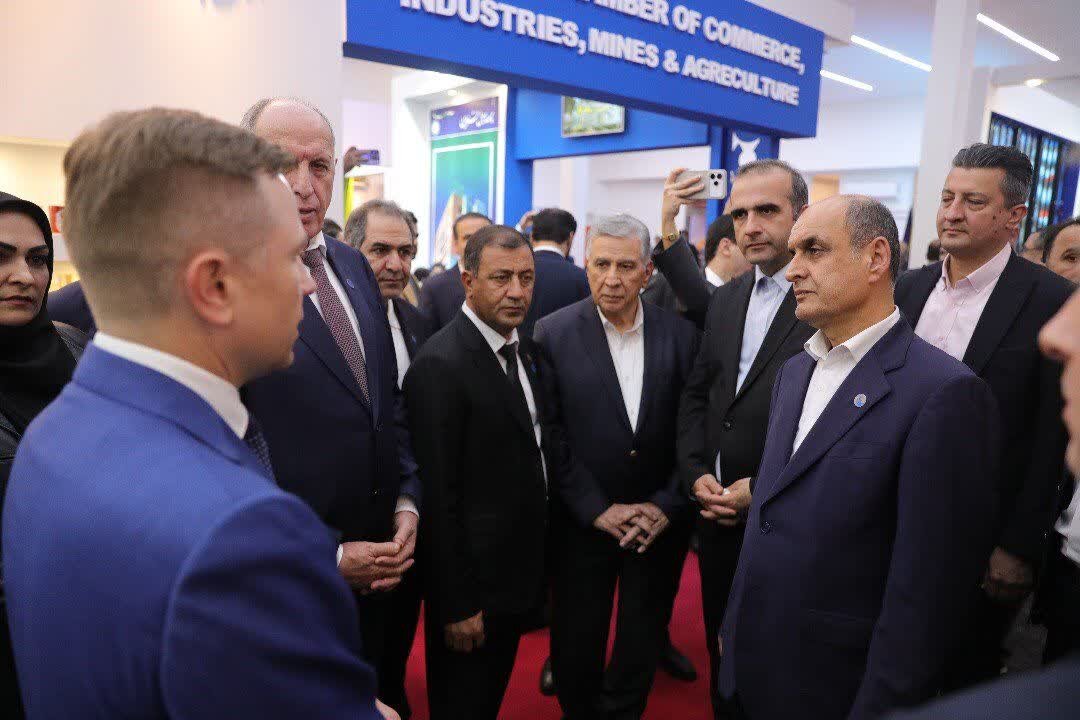 آغاز به کار نمایشگاه تجارت کشورهای حاشیه کاسپین در منطقه آزاد انزلی
