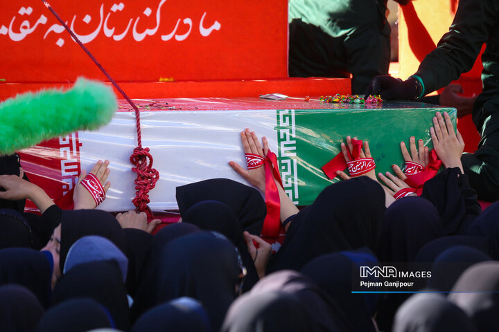 کاروان اهالی بهشت در چادگان، بوئین میاندشت و فریدونشهر