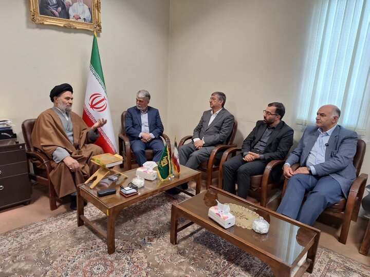 زبان گفت‌وگو با نسل جوان نیازمند تقویت است