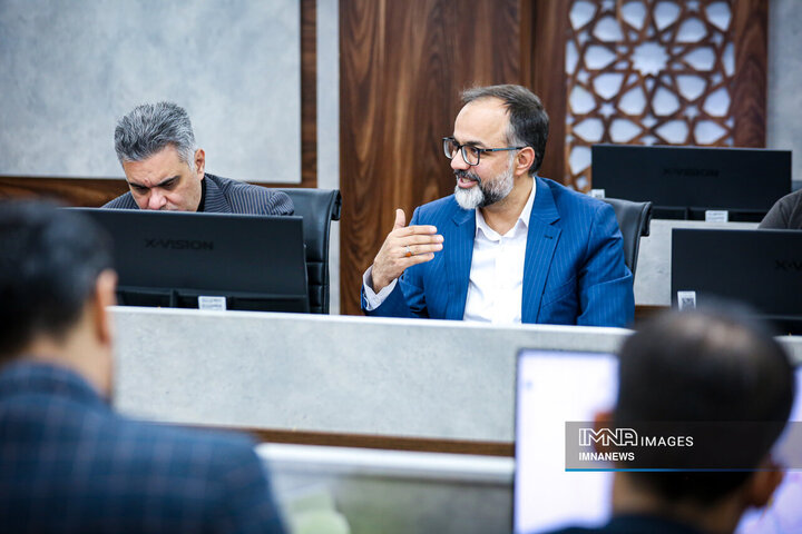 جلسه بررسی طرح جامع شهر اصفهان