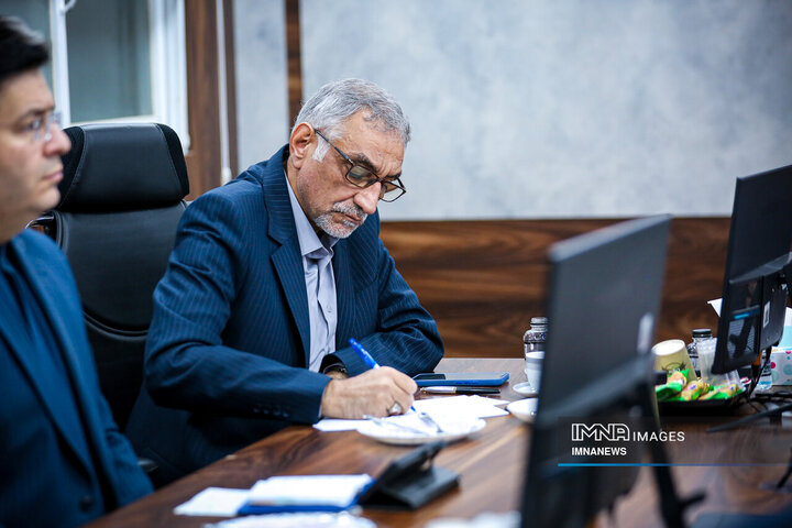 جلسه بررسی طرح جامع شهر اصفهان