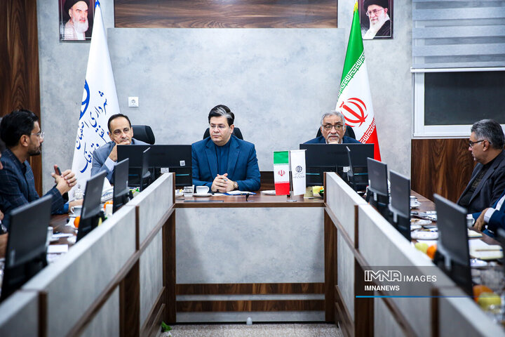 جلسه بررسی طرح جامع شهر اصفهان