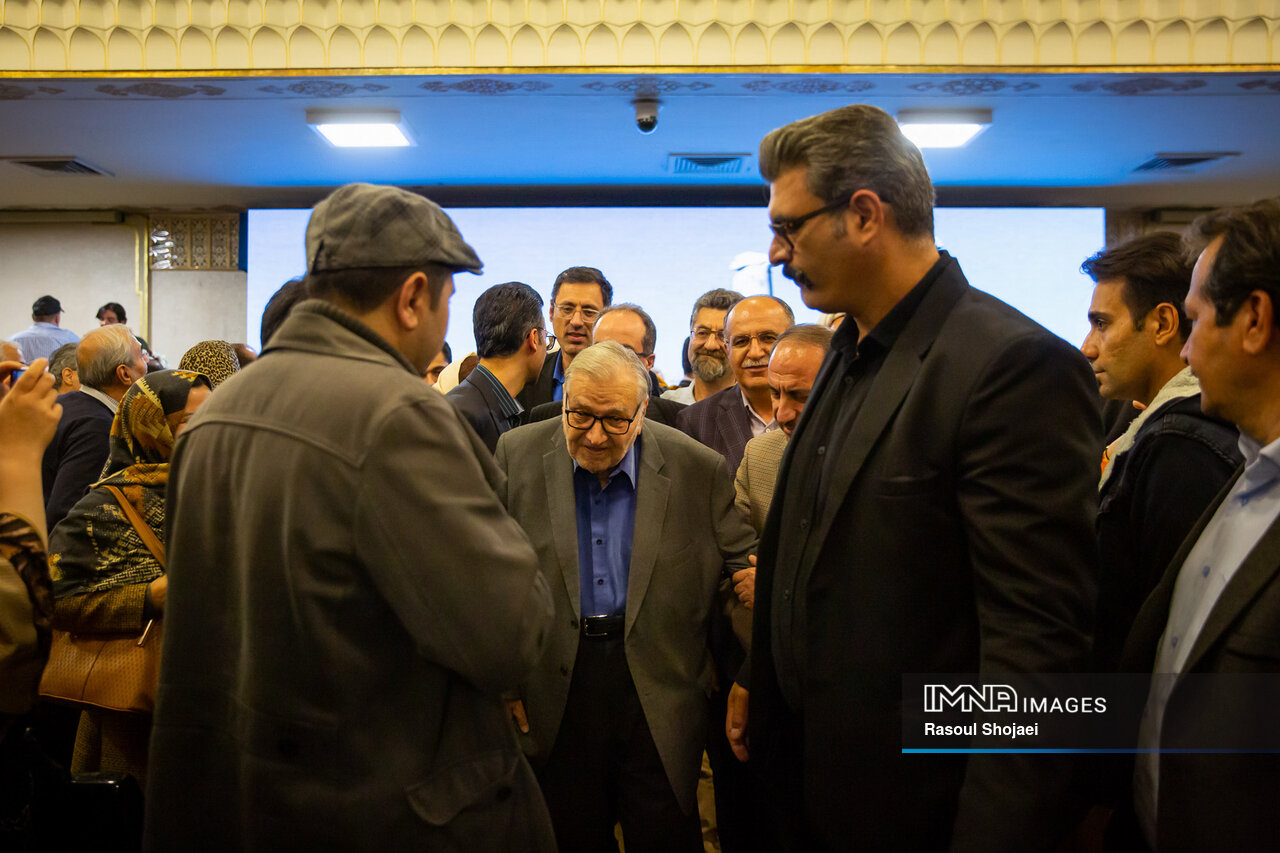 مهدی گلشنی کیست؟