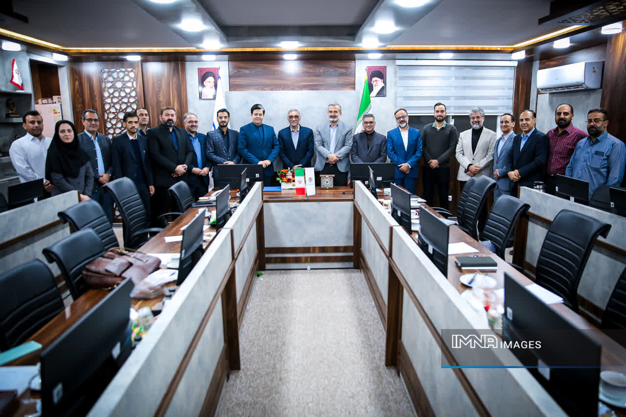 بررسی برنامه جامع اصفهان تا افق ۱۴۲۰ در نشست کارگروه تخصصی زیرساختهای شهر