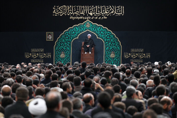 مراسم عزاداری ایام شهادت حضرت زهرا(س) با حضور رهبر انقلاب