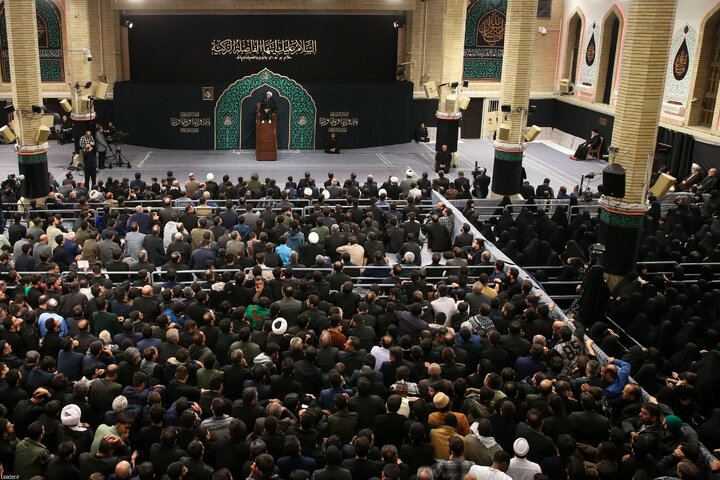 مراسم عزاداری ایام شهادت حضرت زهرا(س) با حضور رهبر انقلاب