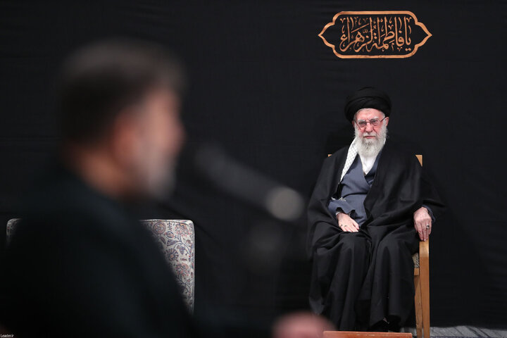 مراسم عزاداری ایام شهادت حضرت زهرا(س) با حضور رهبر انقلاب