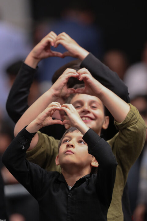 مراسم عزاداری ایام شهادت حضرت زهرا(س) با حضور رهبر انقلاب