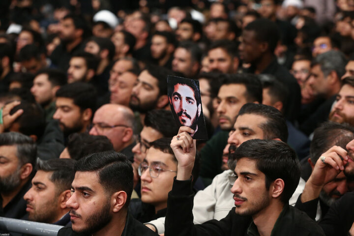 مراسم عزاداری ایام شهادت حضرت زهرا(س) با حضور رهبر انقلاب