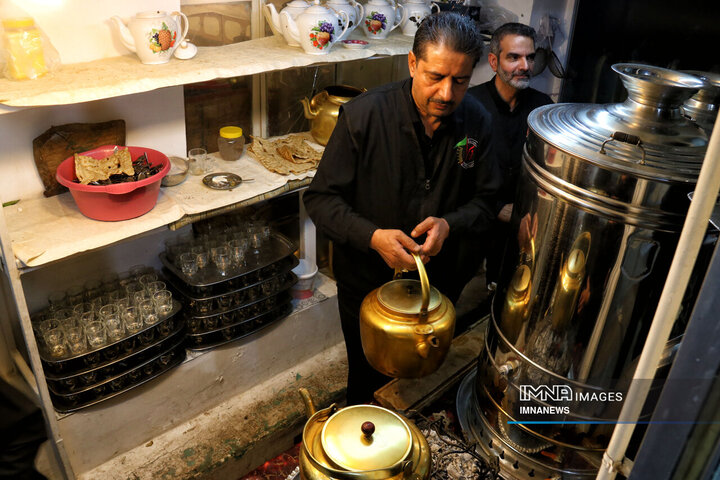 نیم قرن هم نوایی با داغ فاطمی ; حسینیه حضرت زهرا (س)کرمانشاه