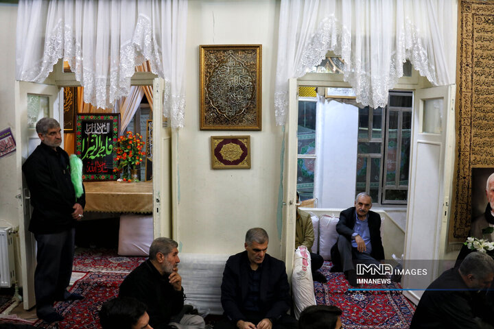 نیم قرن هم نوایی با داغ فاطمی ; حسینیه حضرت زهرا (س)کرمانشاه