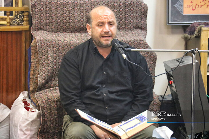 نیم قرن هم نوایی با داغ فاطمی ; حسینیه حضرت زهرا (س)کرمانشاه