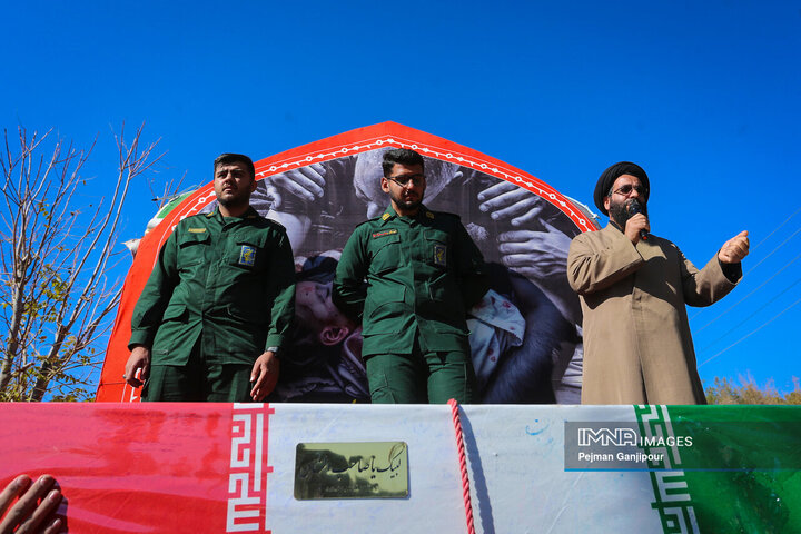 کاروان اهالی بهشت در تودشک، کوهپایه، ورزنه و هرند