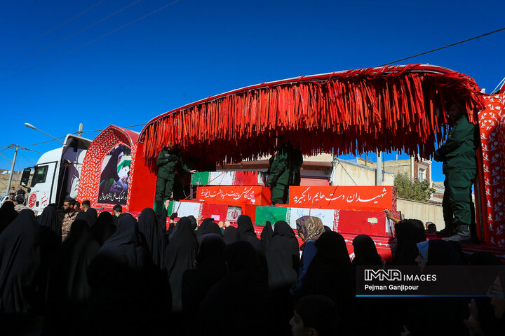 کاروان اهالی بهشت در تودشک، کوهپایه، ورزنه و هرند