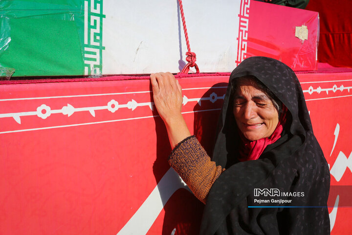 کاروان اهالی بهشت در تودشک، کوهپایه، ورزنه و هرند