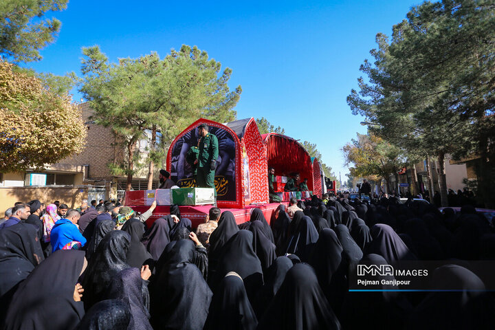 کاروان اهالی بهشت در تودشک، کوهپایه، ورزنه و هرند